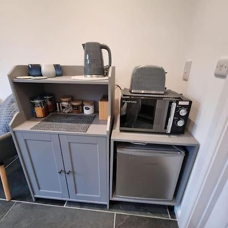 The Den - A Modern, Quirky, Self Contained Unit Braunton Exterior foto